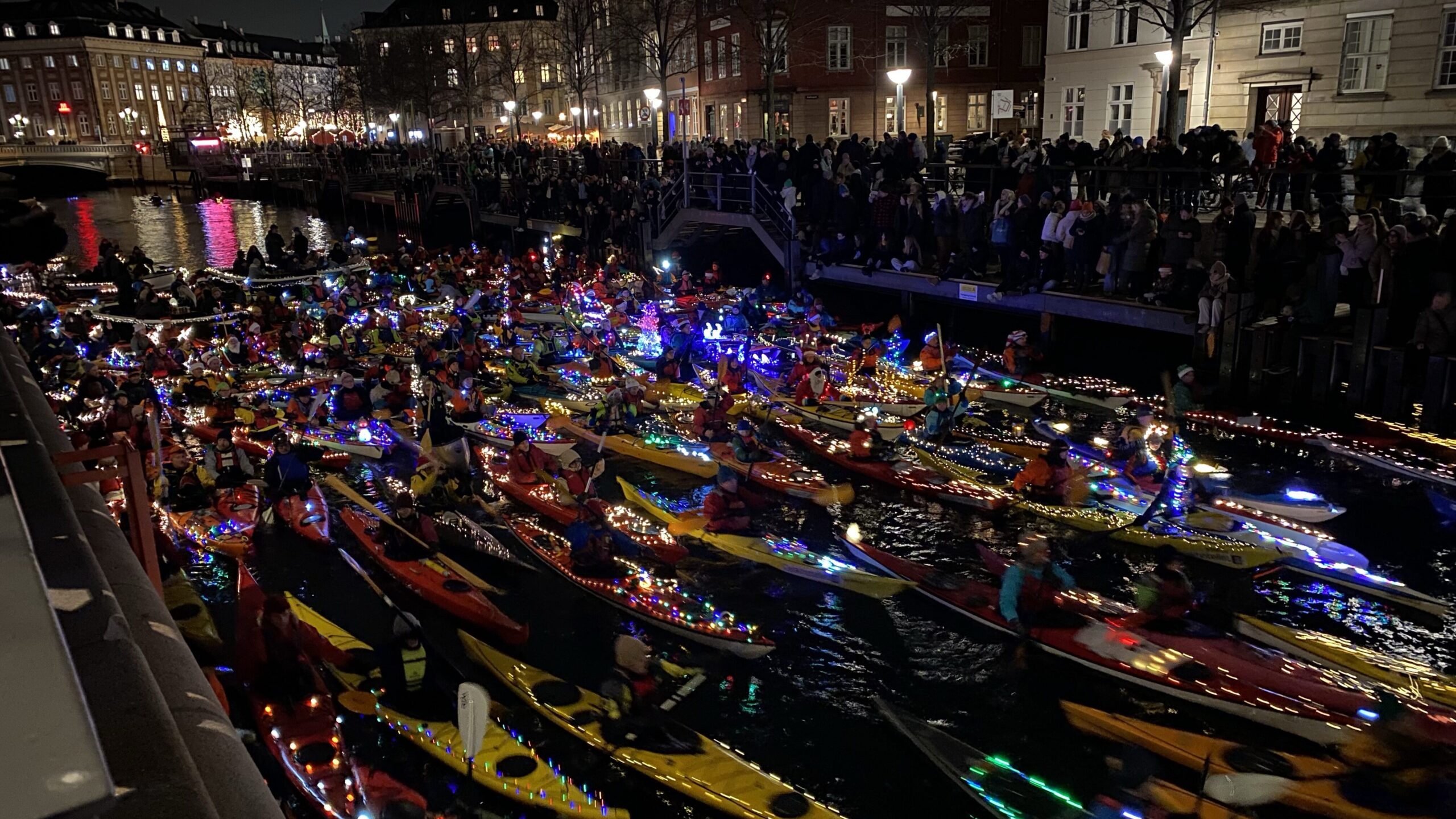 Denmark-Copenhagen-Christmas-santalucia-parade