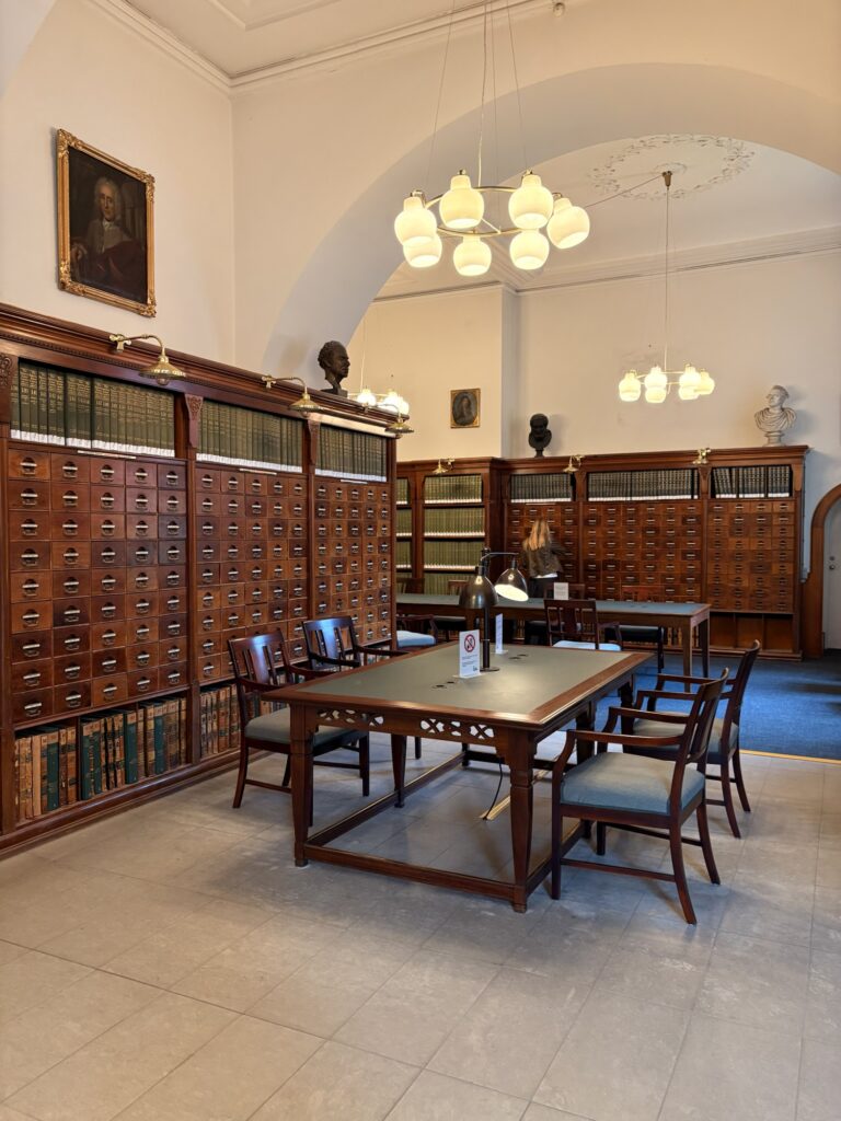 Denmark-Copenhagen-Library-Black diamond